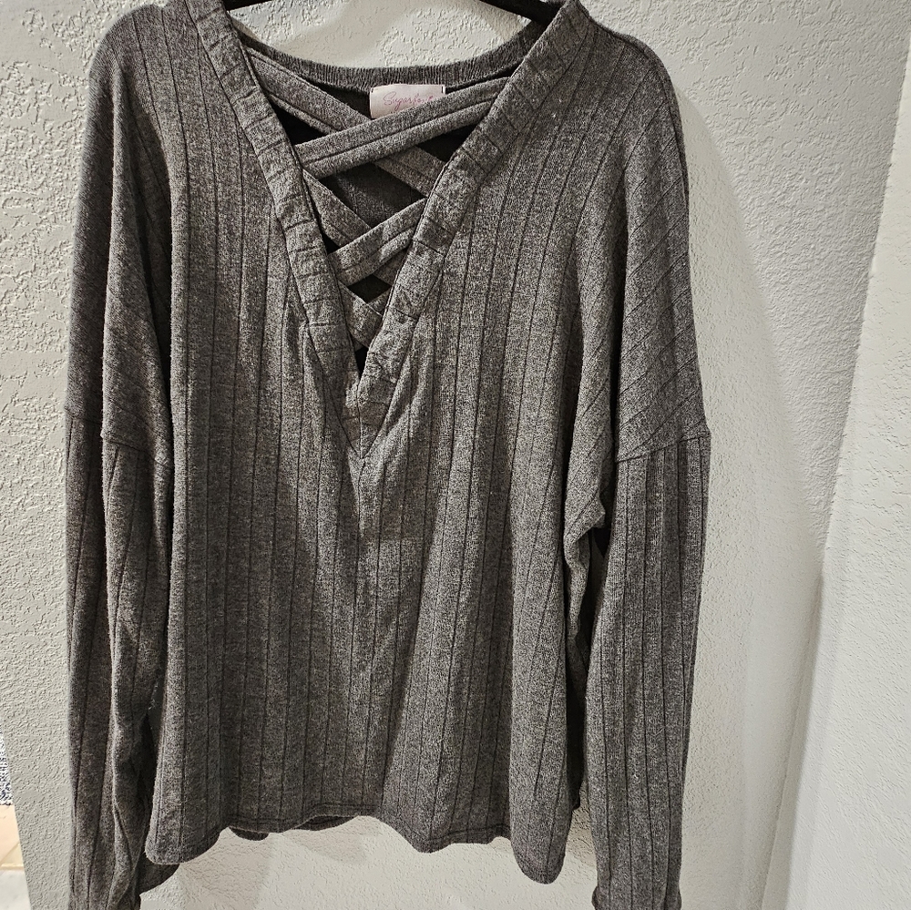 Sugarfox 2XL long sleeve